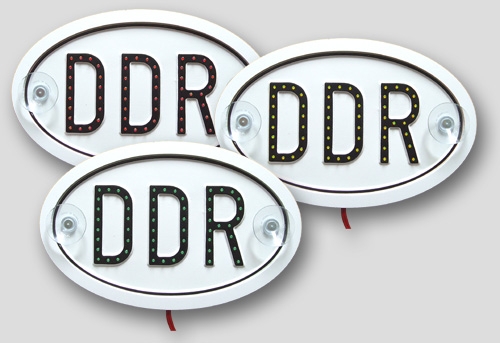 Originales DDR-Schild mit LEDs als Geschenk f�r LKW-Fahrer